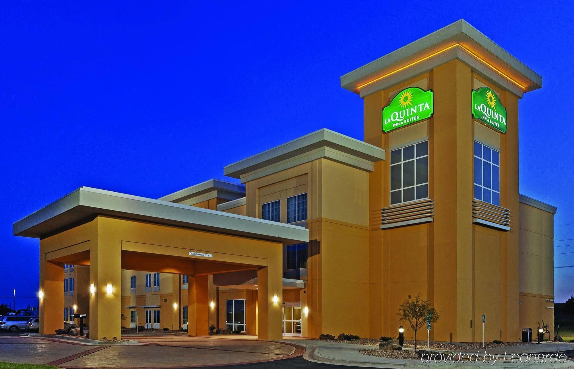 Hotel La Quinta By Wyndham Clinton Historic Route 66 Exterior foto